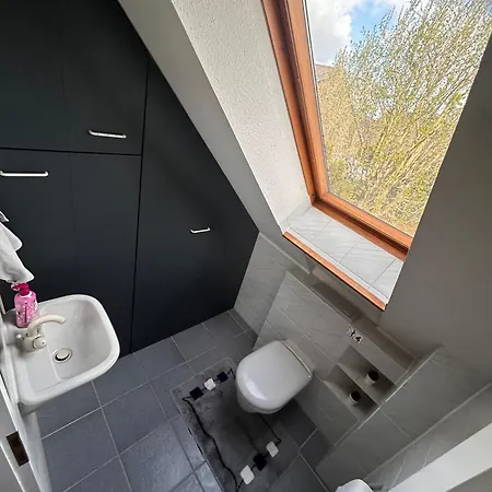Vier Apartment, Messe Apartament *