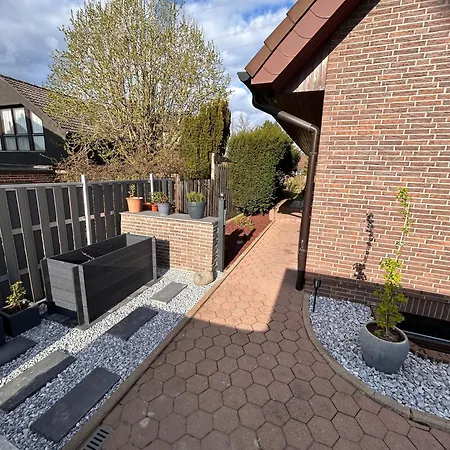 Vier Apartment, Messe Apartament Laatzen
